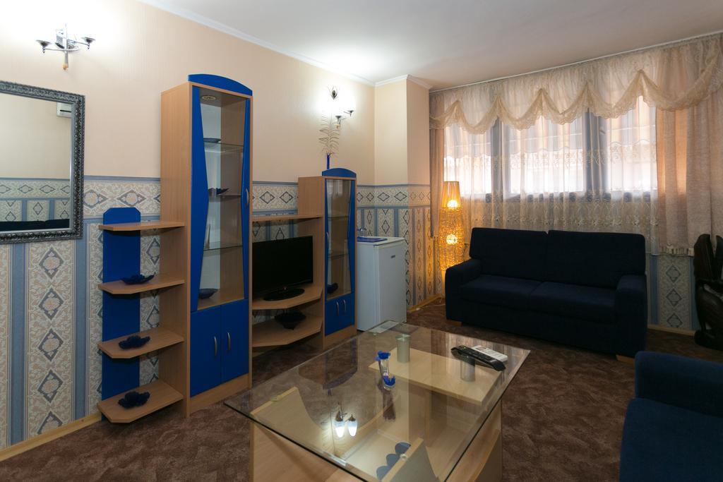 Yor-Daniel Hotel Pazardzhik Room photo